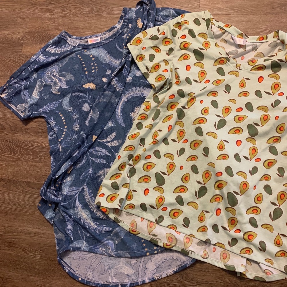2 LulaRoe Tops size XL